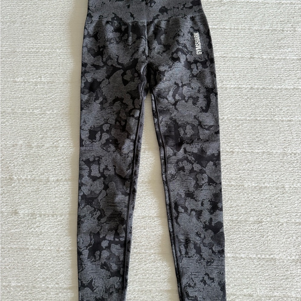 Gymshark Black and Gray Camouflage Leggings